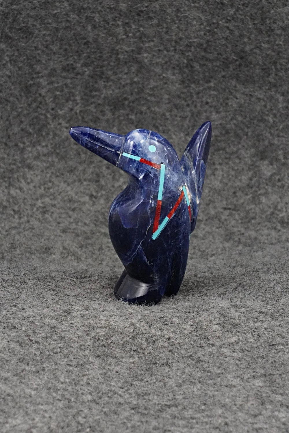 Humming Bird Zuni Fetish Carving - Kenric Laiwakete