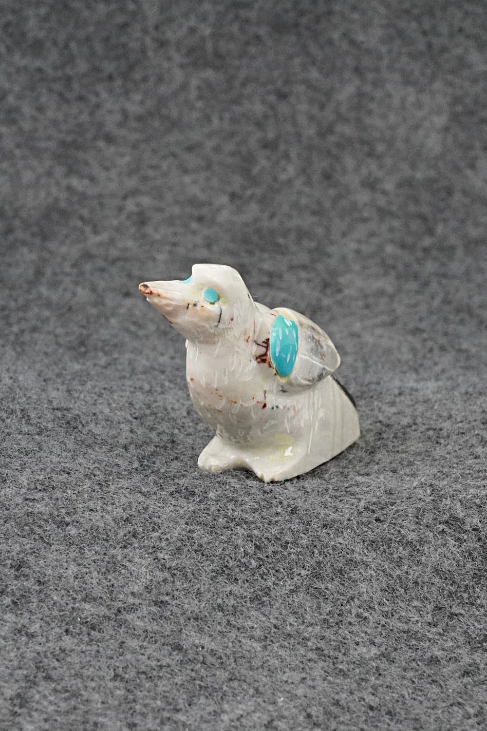 Bird Zuni Fetish Carving - Freddie Leekya