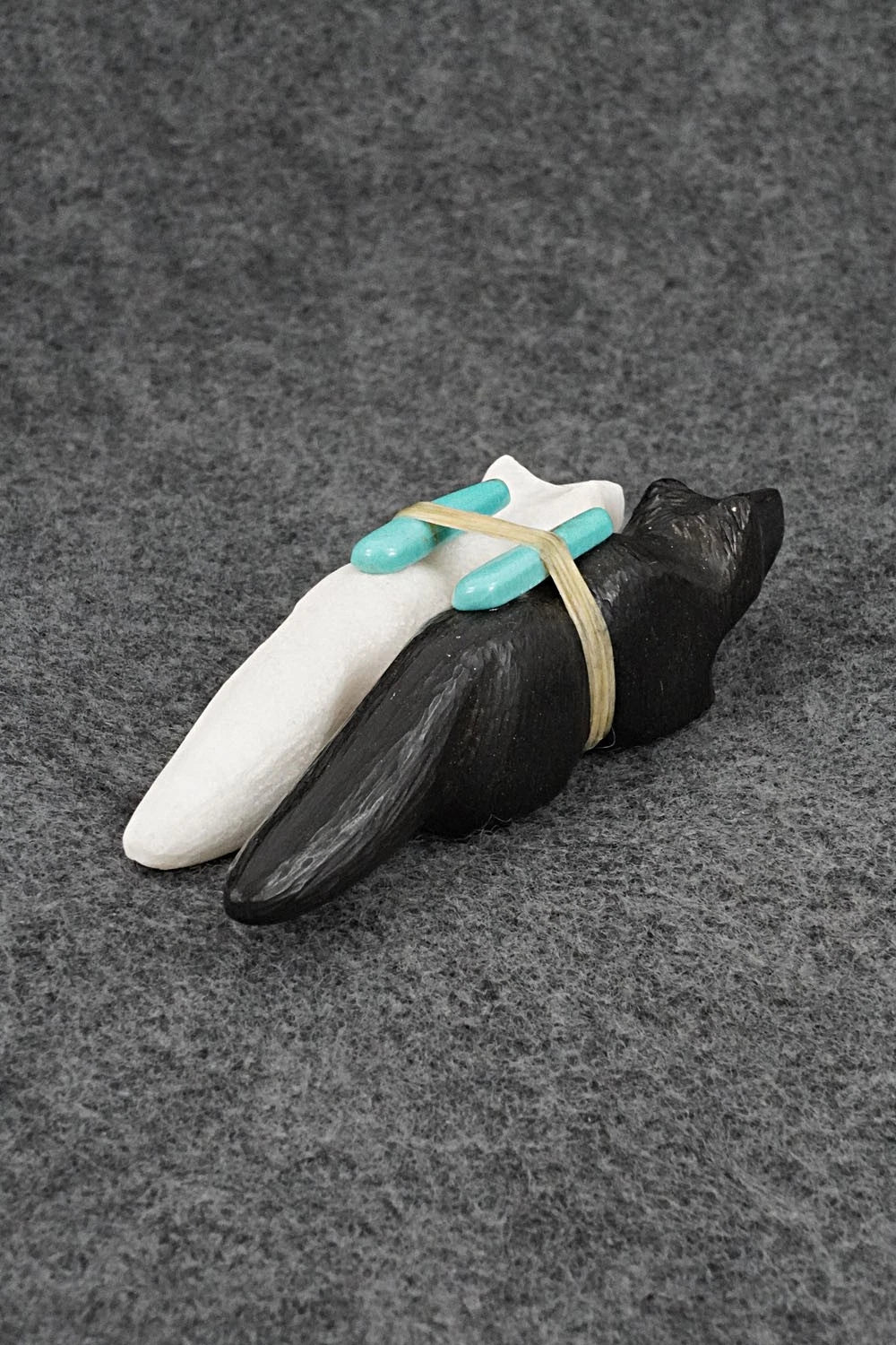 Wolf Zuni Fetish Carving - Herb Halate