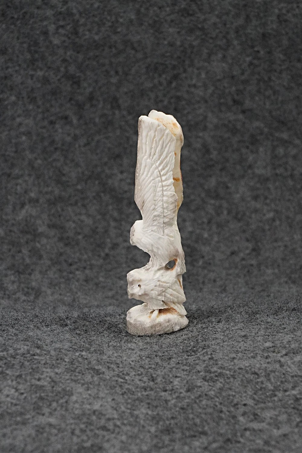 Owl Zuni Fetish Carving - Lewis Malie