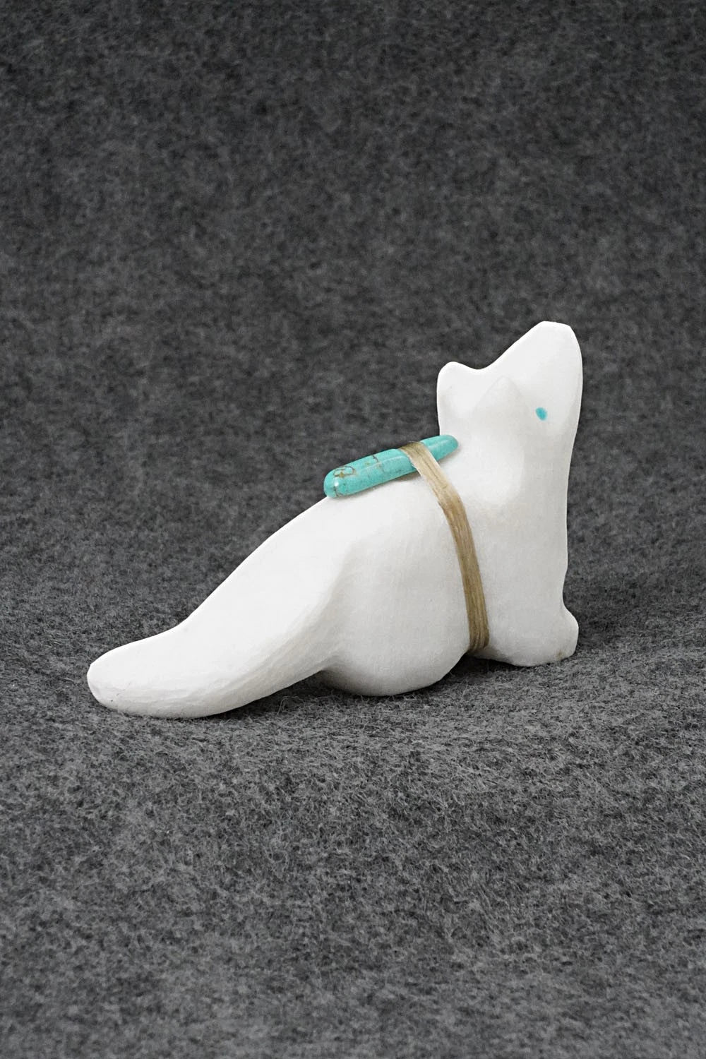 Wolf Zuni Fetish Carving - Herbert Halate