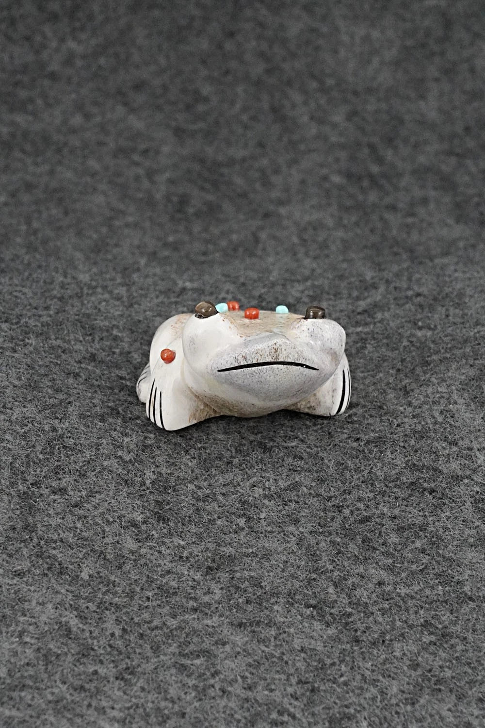 Frog Zuni Fetish Carving - Claudia Peina