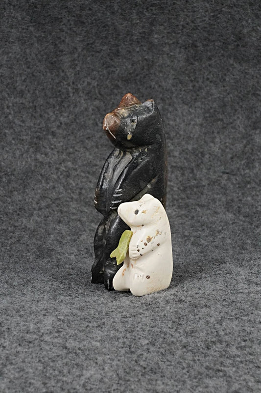 Bear Zuni Fetish Carving - Justin Red Elk