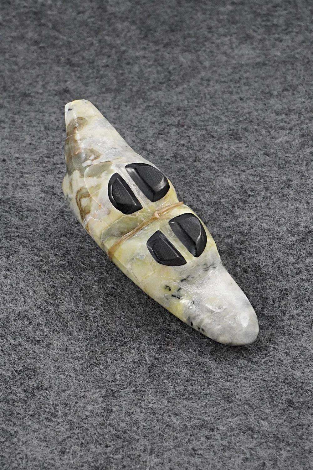 Badger Zuni Fetish Carving - Delvin Leekya
