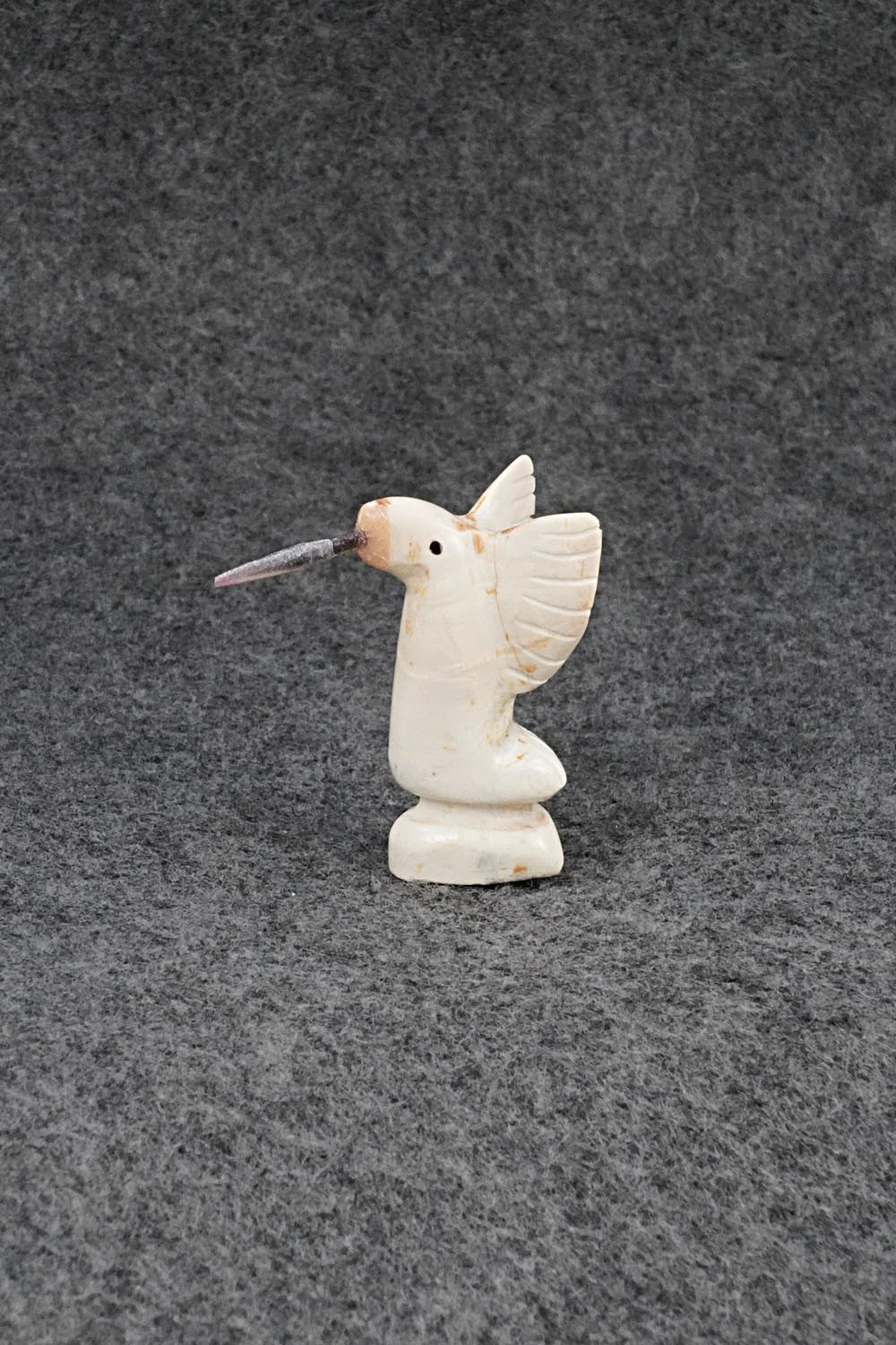 Hummingbird Zuni Fetish Carving - Justin Red Elk