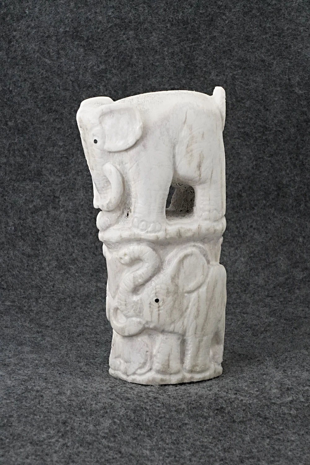 Elephant Zuni Fetish Carving - Maxx Laate