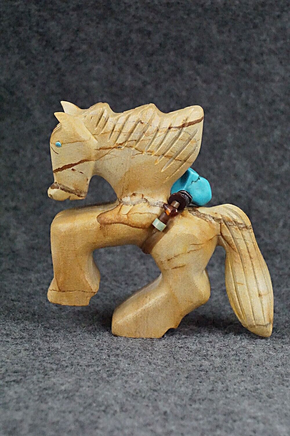 Horse Zuni Fetish Carving - Douglas Martza