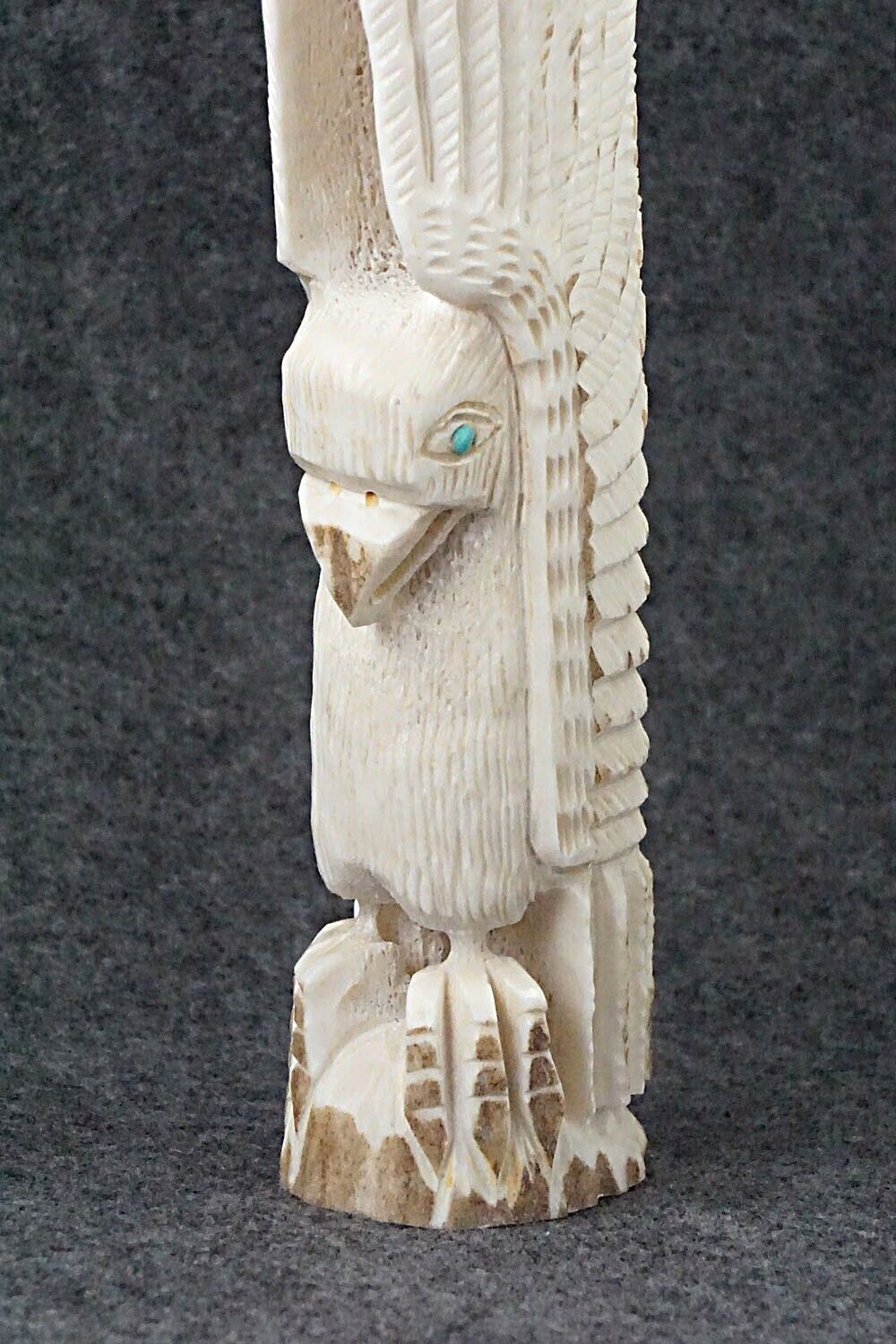 Eagle Zuni Fetish Carving - Garrick Weeka