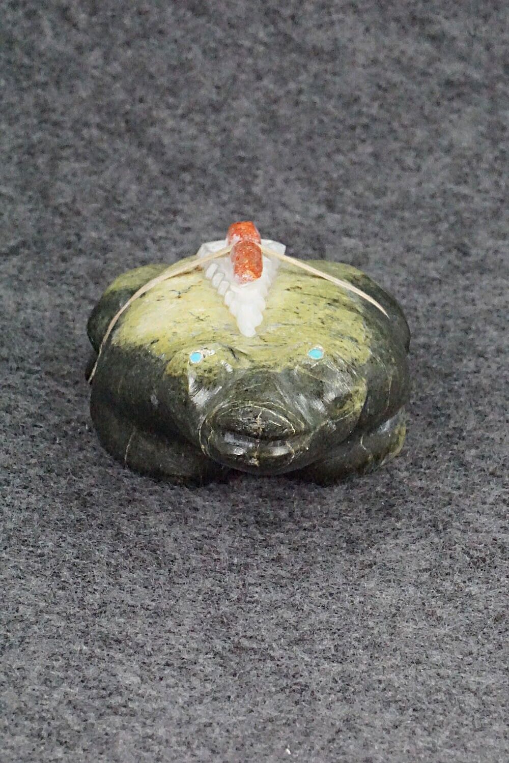 Frog Zuni Fetish Carving - Delvin Leekya