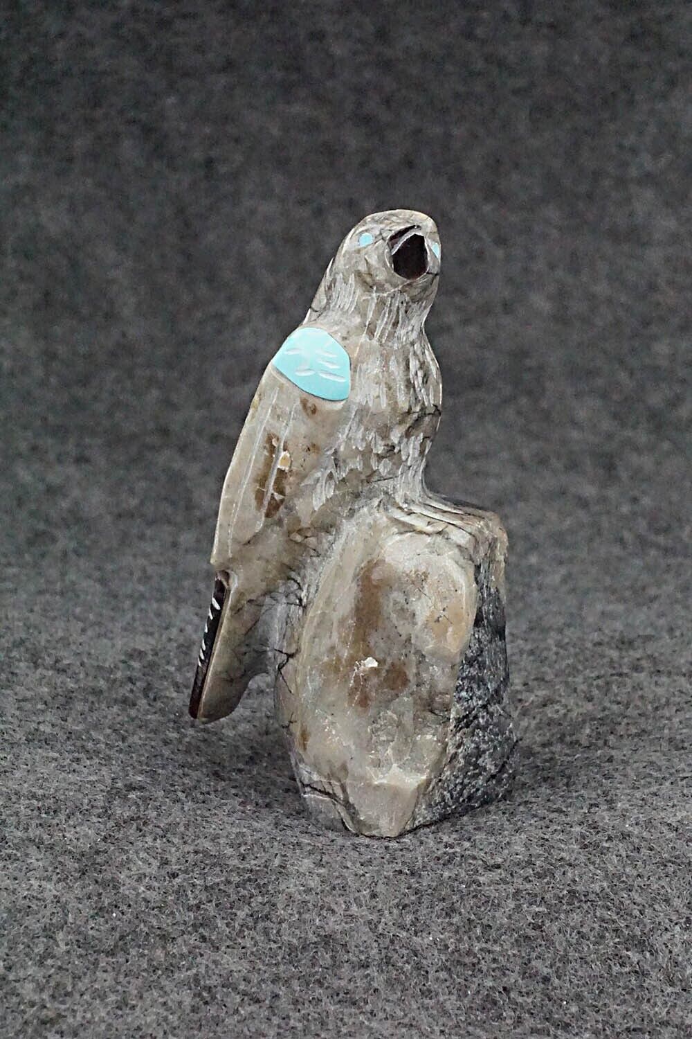 Bird Zuni Fetish Carving - Freddie Leekya