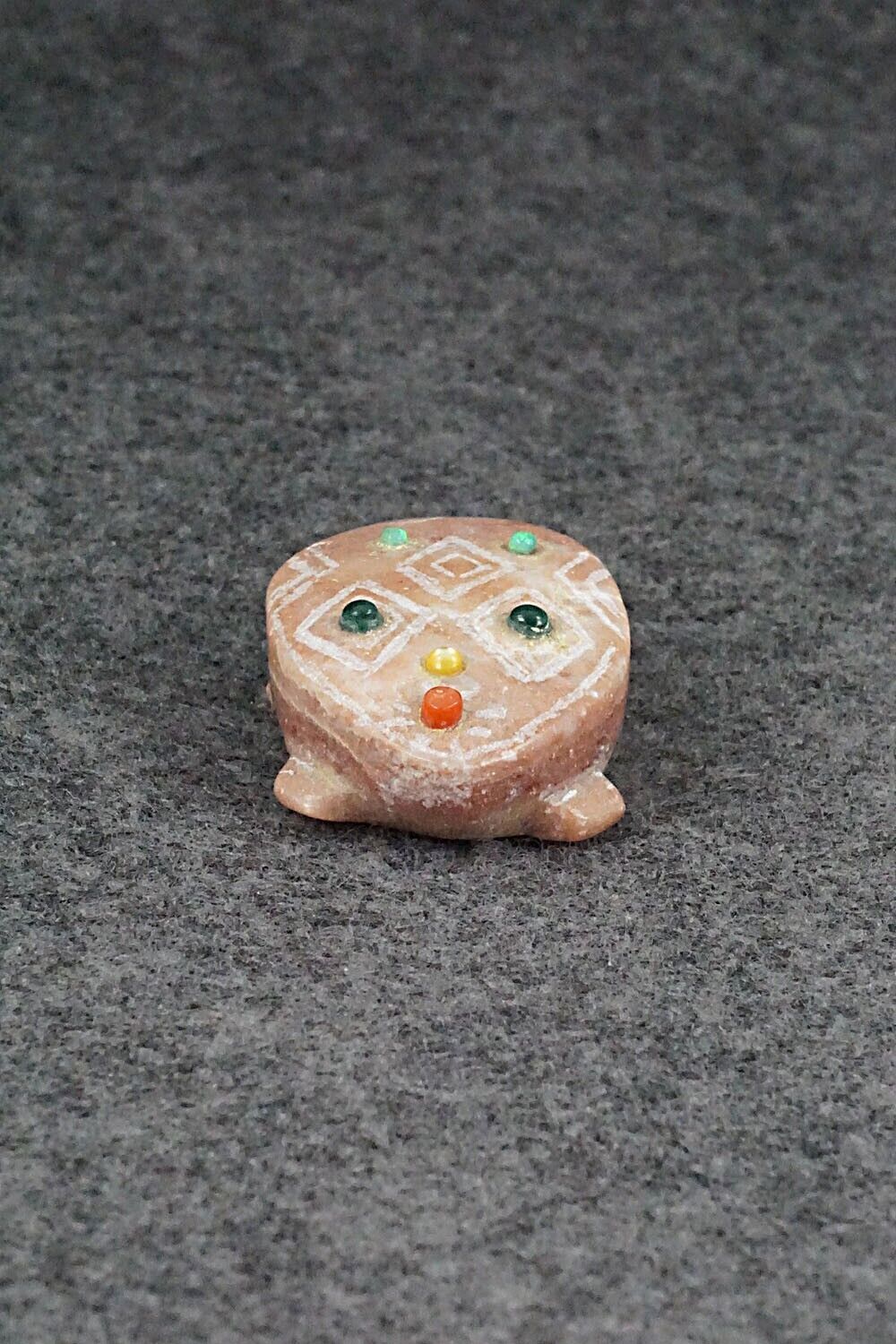 Frog Zuni Fetish Carving - Phyllis Panteah