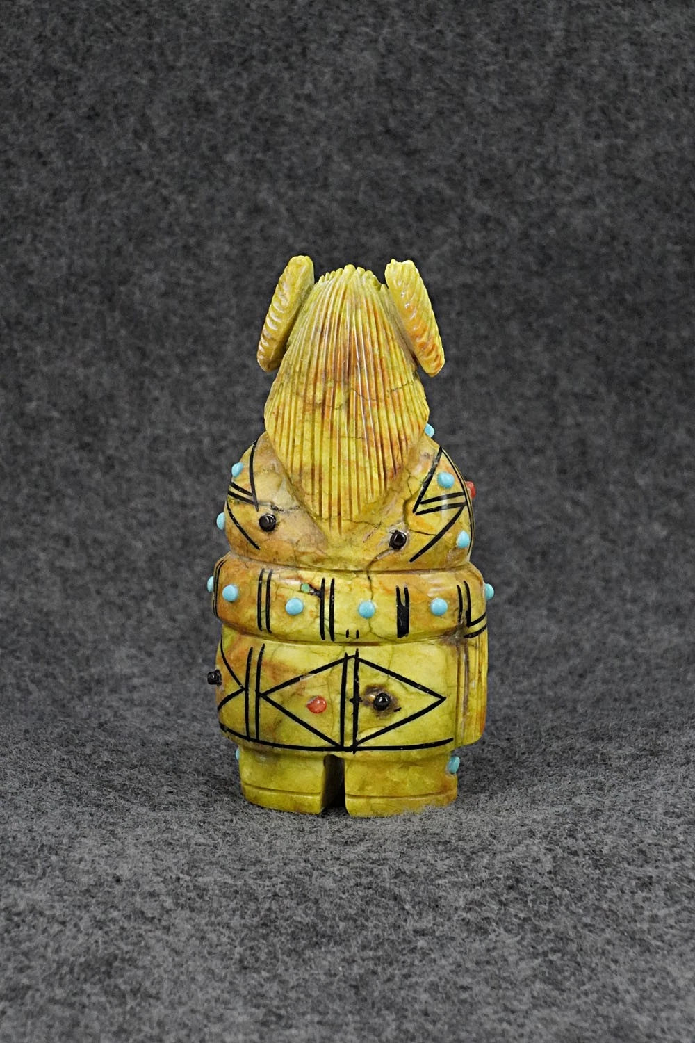 Corn Maiden Zuni Fetish Carving - Claudia Peina