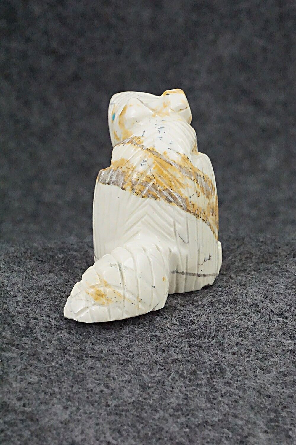 Beaver Zuni Fetish Carving - Gilbert Lonjose
