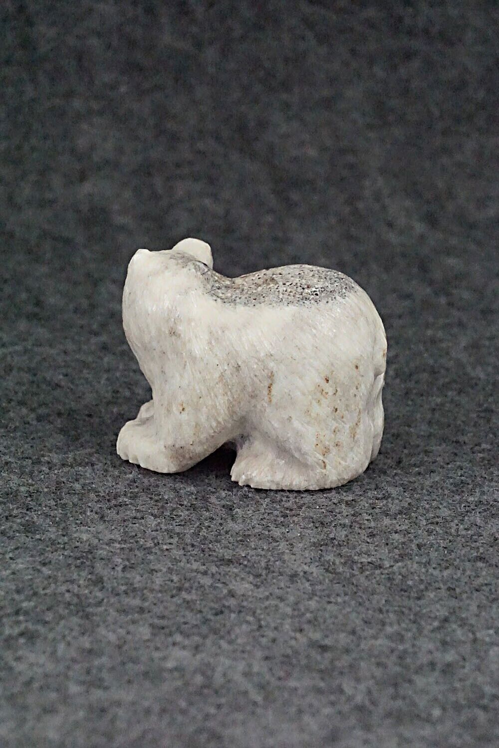 Bear Zuni Fetish Carving - Maxx Laate