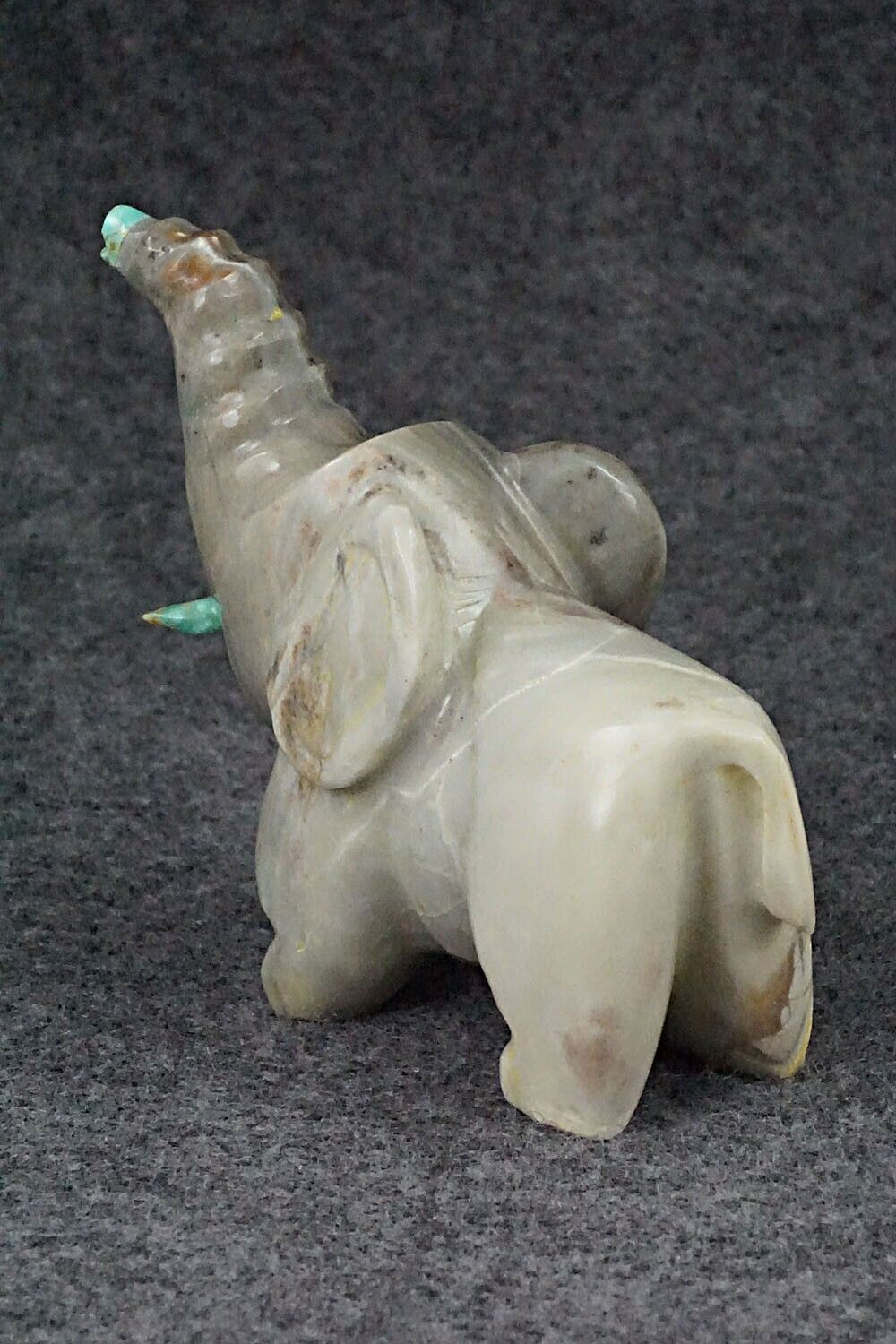 Elephant Zuni Fetish Carving - Enrike Leekya