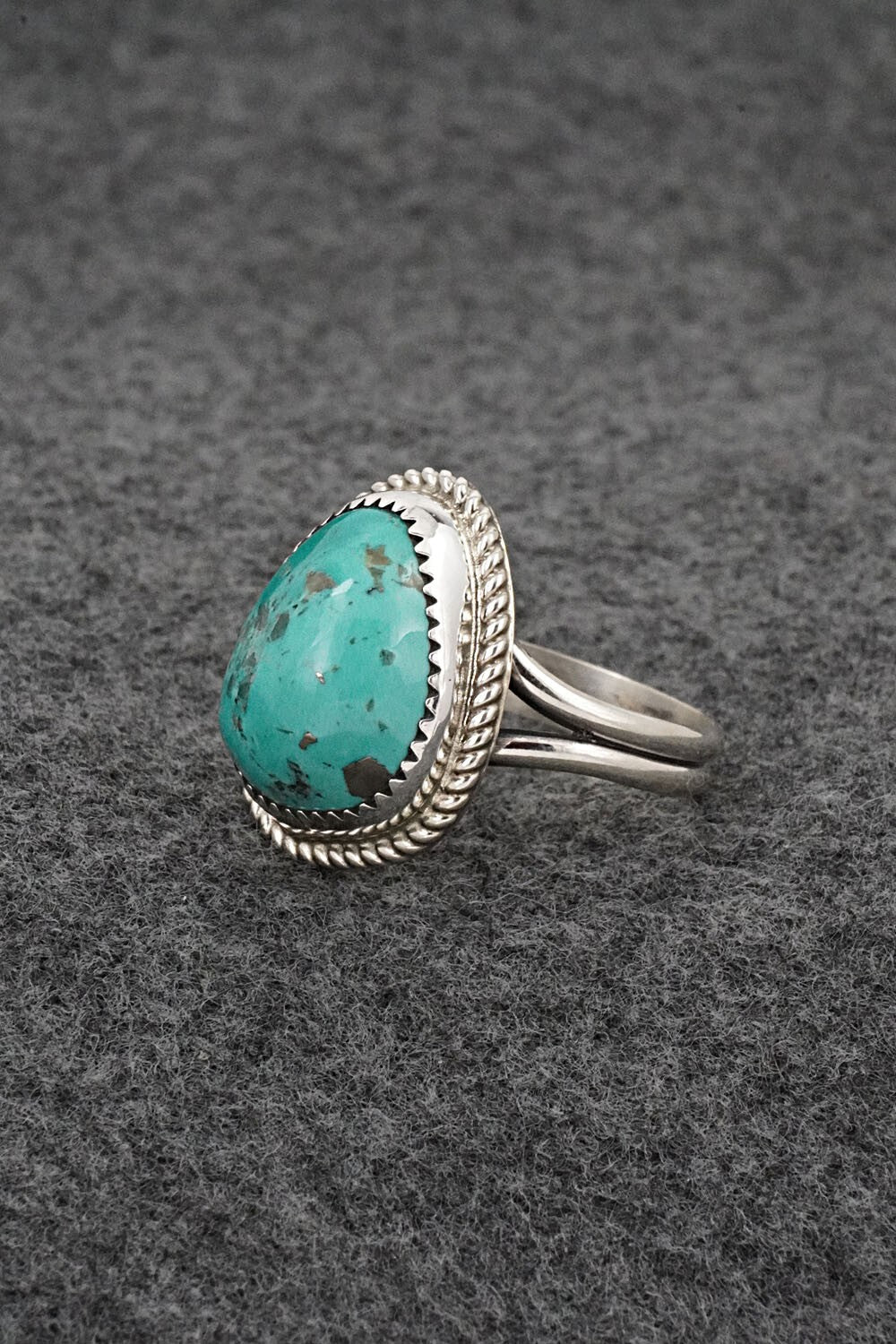 Turquoise & Sterling Silver Ring - Leslie Nez - Size 11
