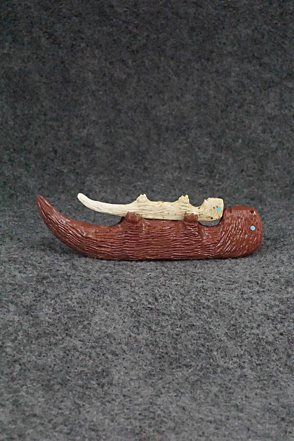 Otter with Cub Zuni Fetish Carving - Jesus Espino