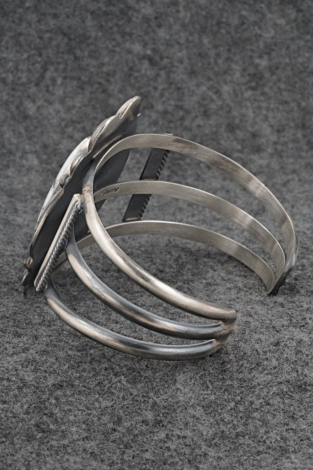 White Buffalo & Sterling Silver Bracelet - Leslie Nez