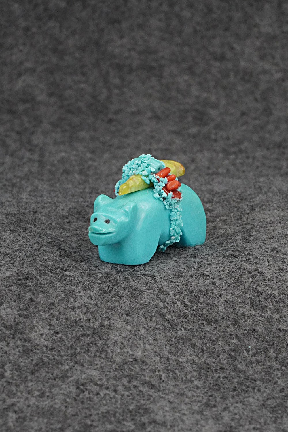 Bear Zuni Fetish Carving - Marvelita Phillips