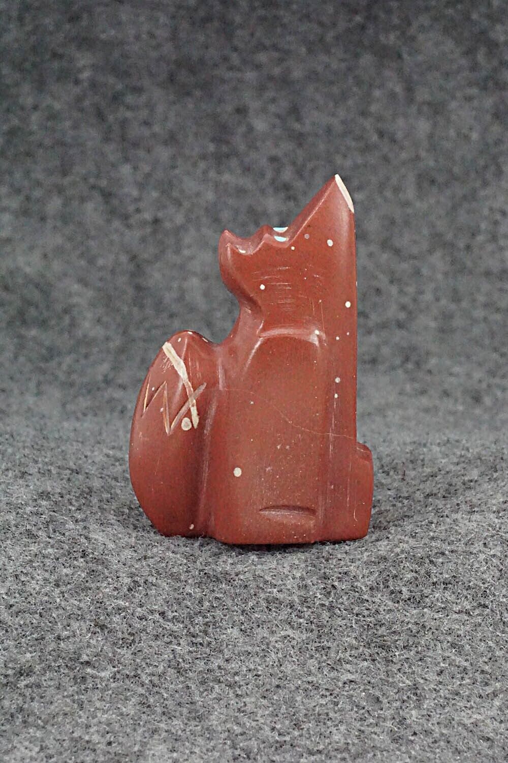 Coyote Zuni Fetish Carving - Gilbert Lonjose