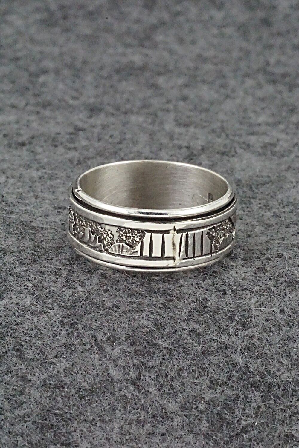 Sterling Silver Spinner Ring - Elaine Becenti - Size 11.5