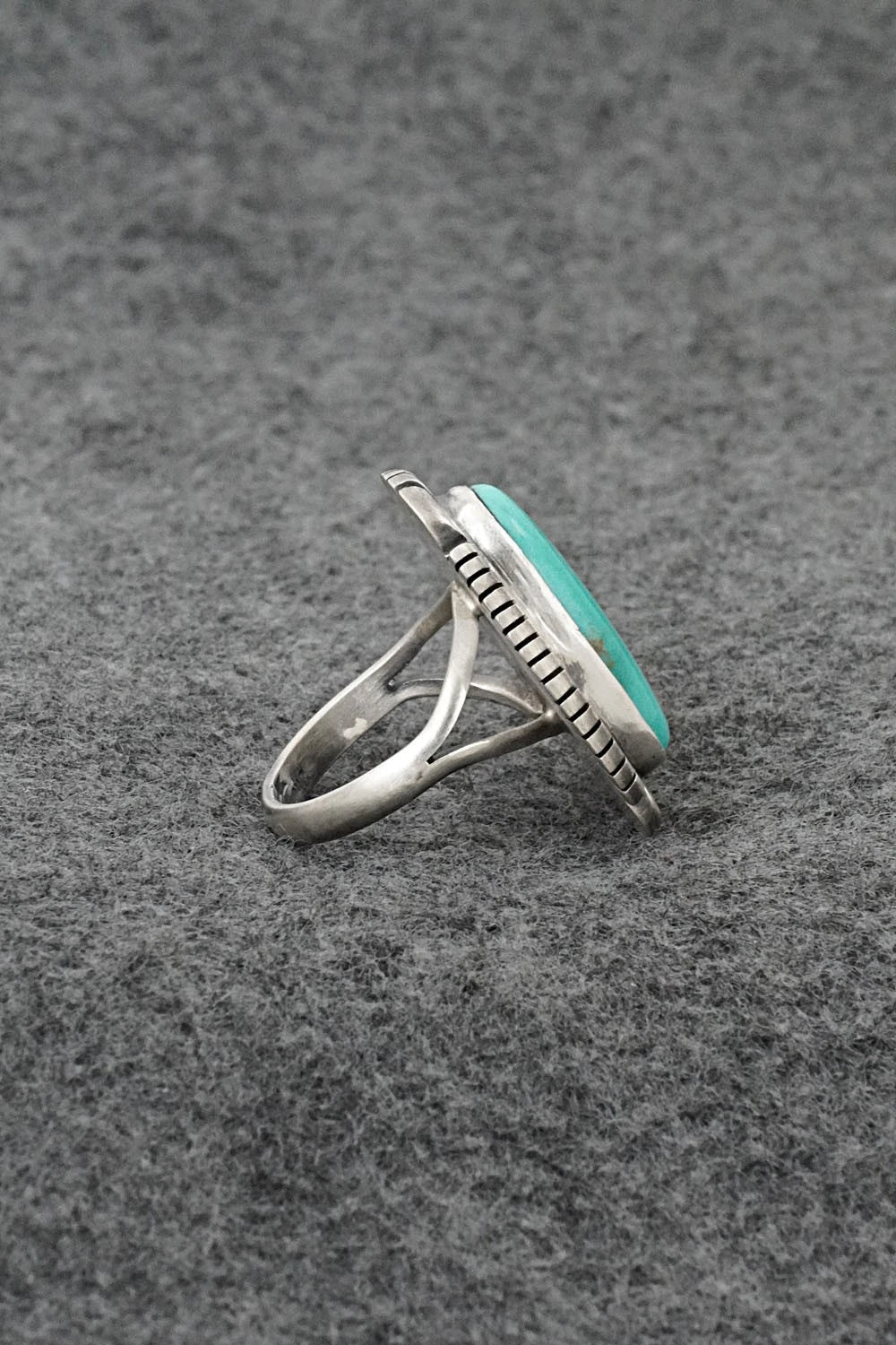 Turquoise & Sterling Silver Ring - Thomas Francisco - Size 6.5