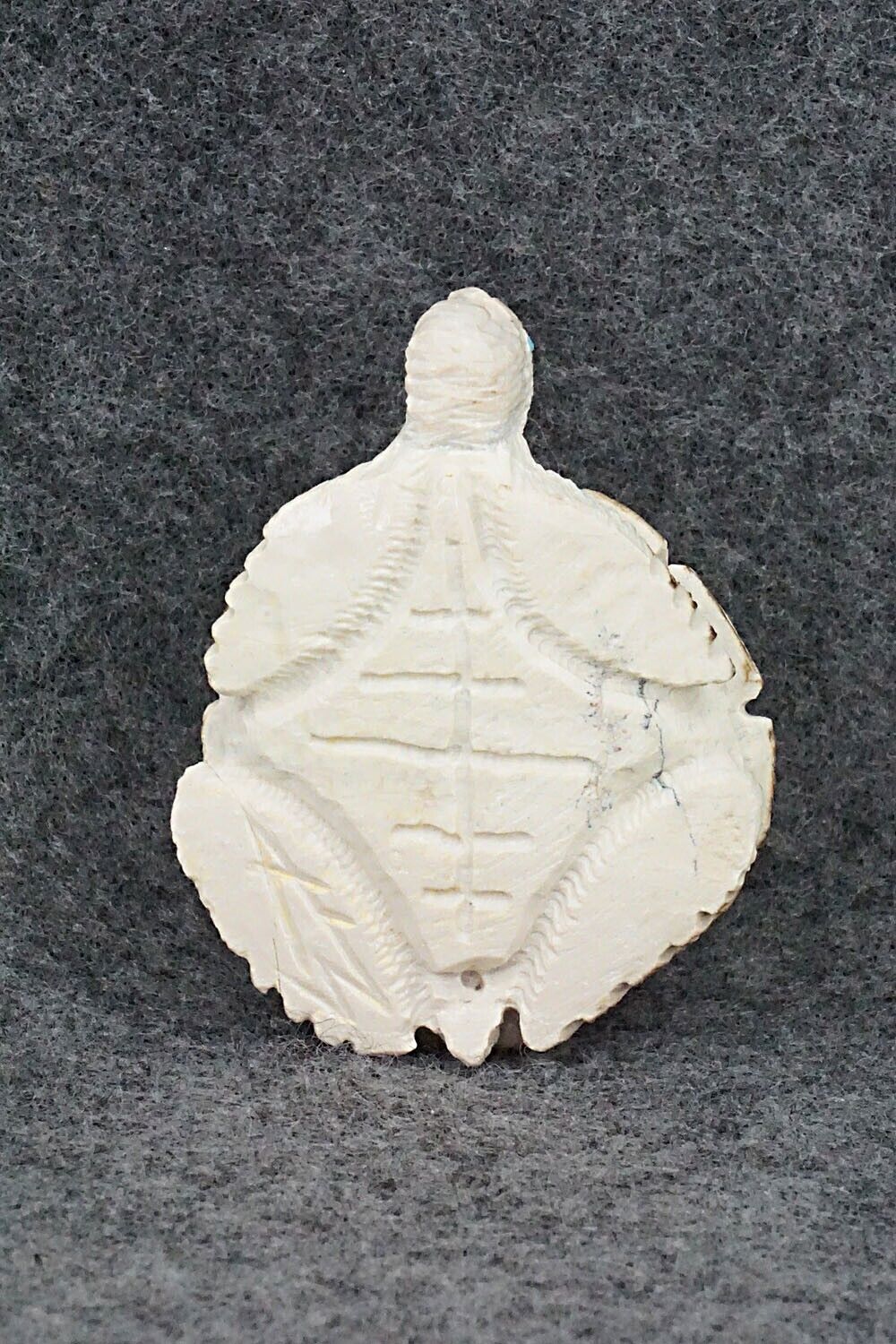 Turtle Zuni Fetish Carving - Adrian Cachini