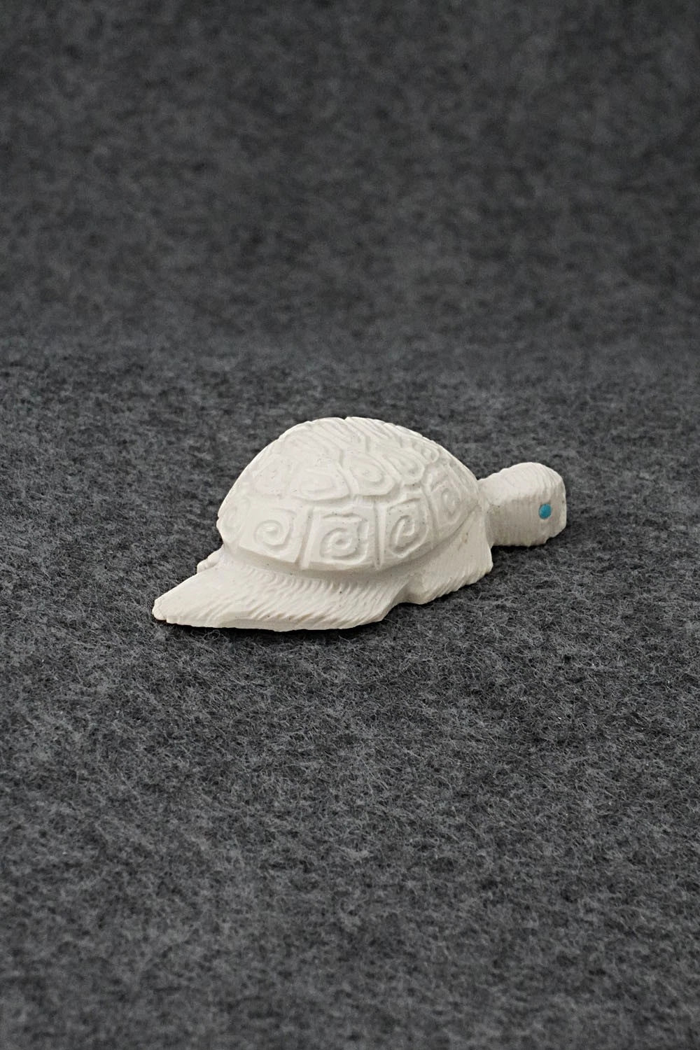 Turtle Zuni Fetish Carving - Adrian Cachini