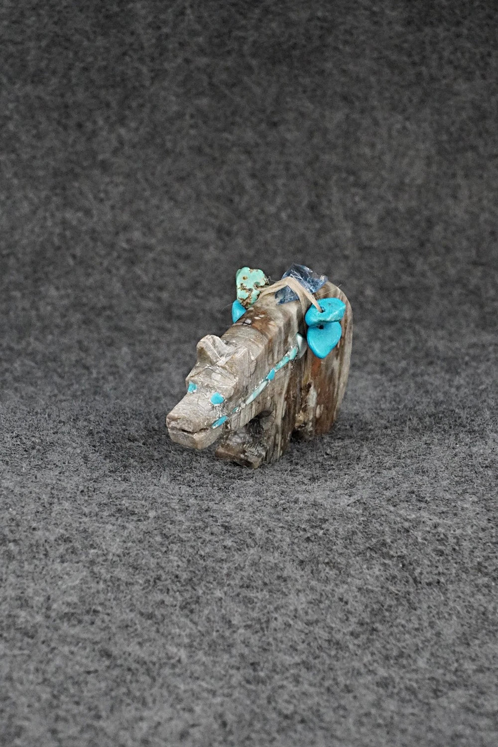 Bear Zuni Fetish Carving - Cletus Natewa