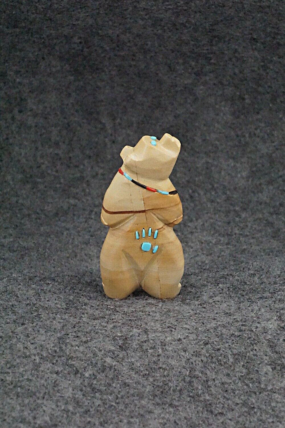 Bear Zuni Fetish Carving - Danette Laate