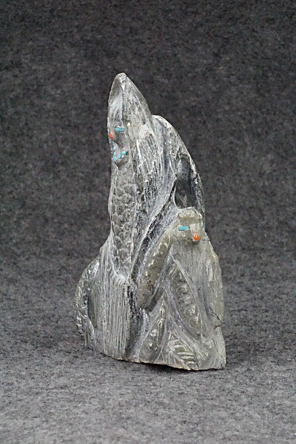 Corn Maiden Zuni Fetish Carving - Derrick Kaamasee
