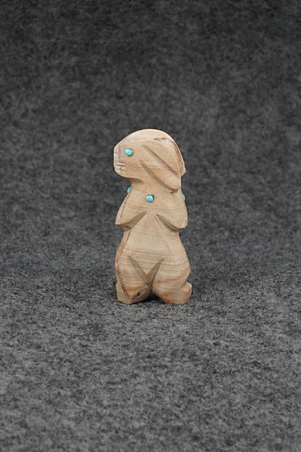Rabbit Zuni Fetish Carving - Dannette Laate