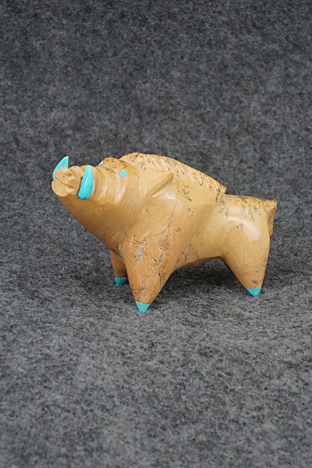 Warthog Zuni Fetish Carving - Enrike Leekya