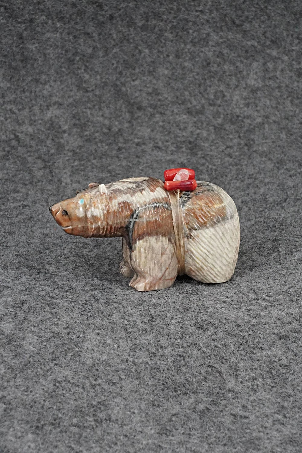 Bear Zuni Fetish Carving - Farlan & Paulette Quam