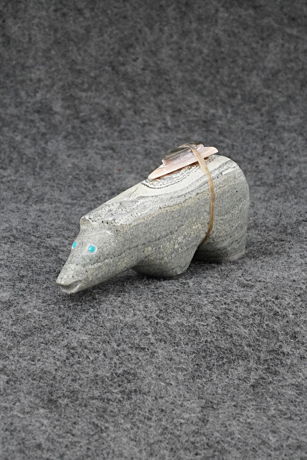 Bear Zuni Fetish Carving - Delvin Leekya