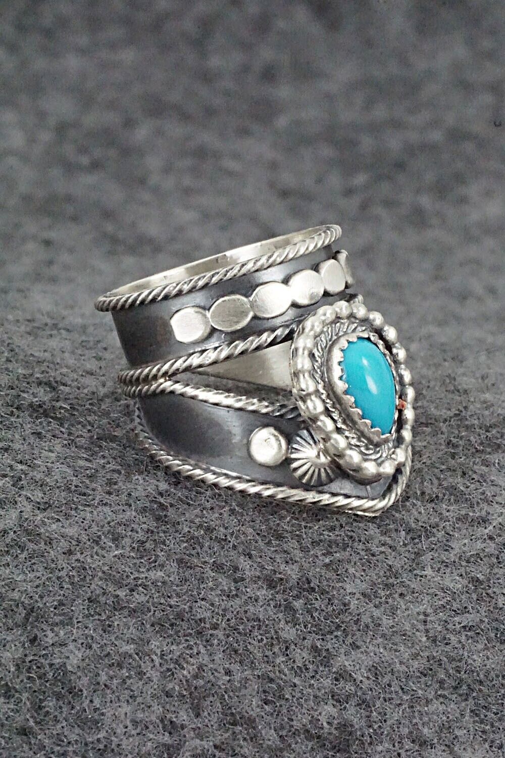 Turquoise & Sterling Silver Ring - Tom Lewis - Size 8
