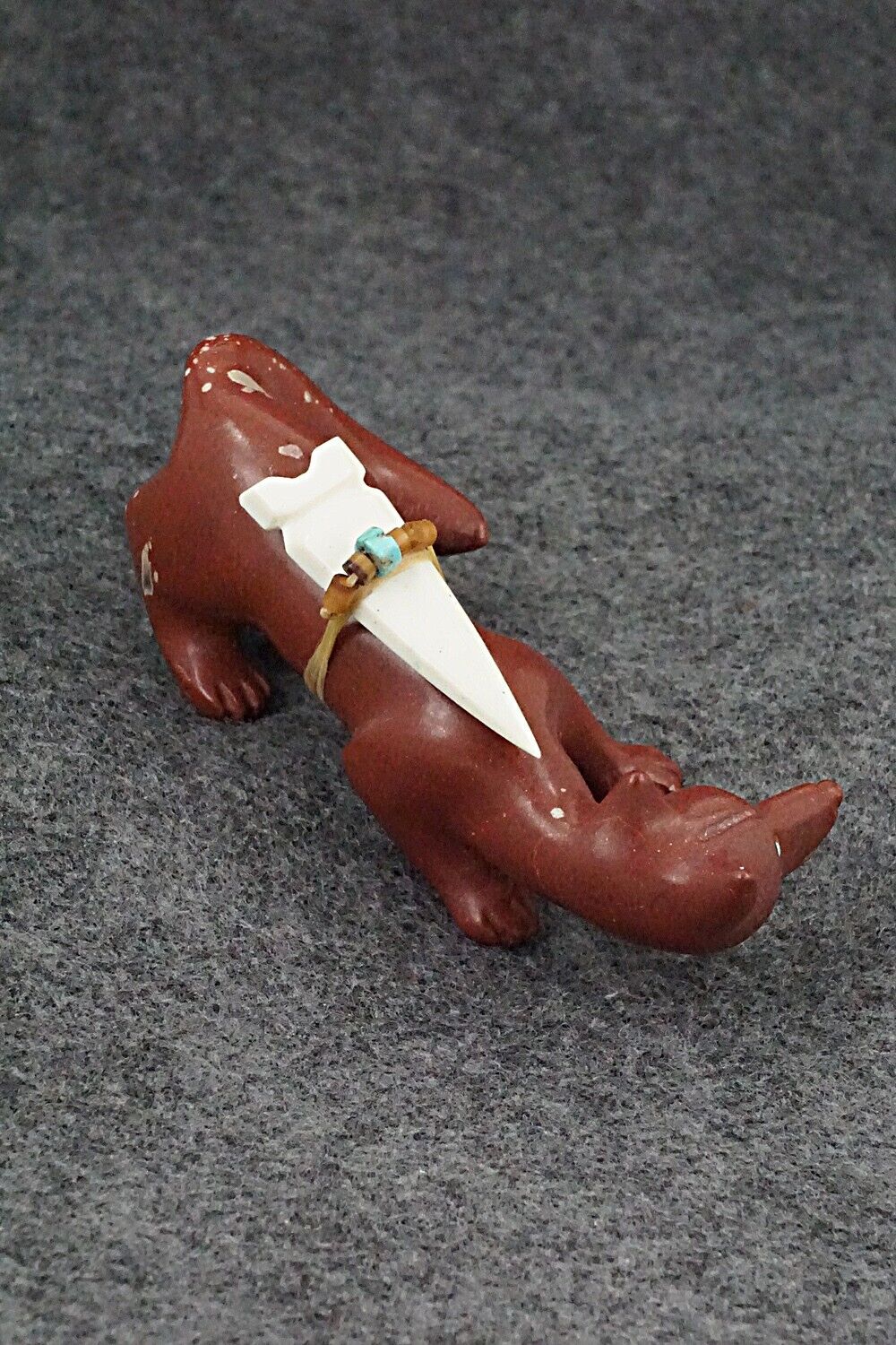 Wolf Zuni Fetish Carving - Albert Eustace Sr.