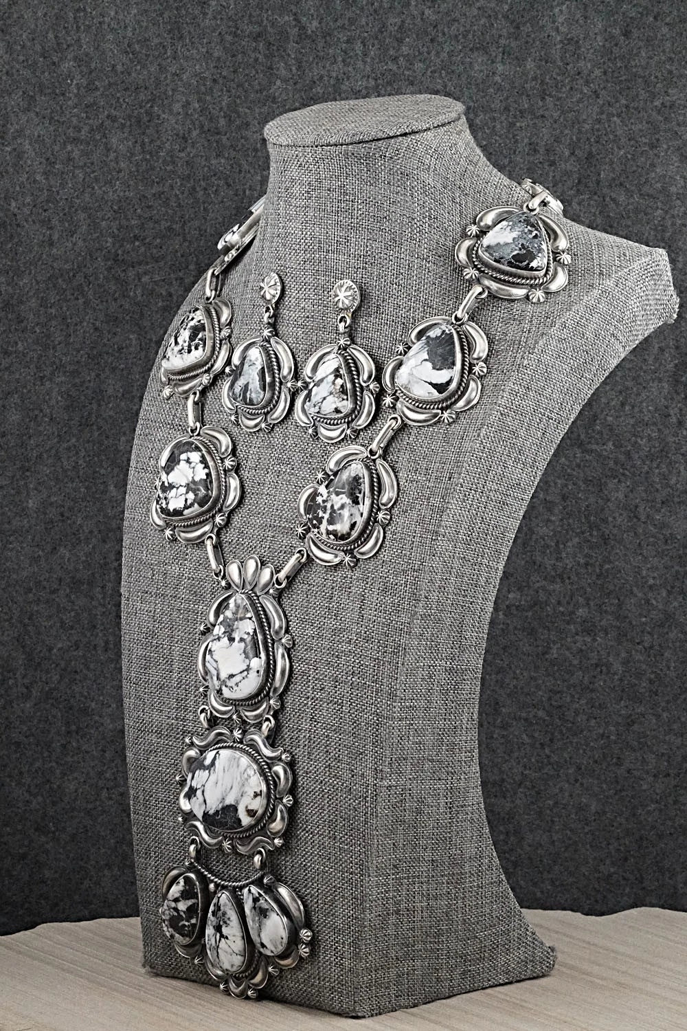 White Buffalo & Sterling Silver Necklace and Earrings Set - Raymond Delgarito