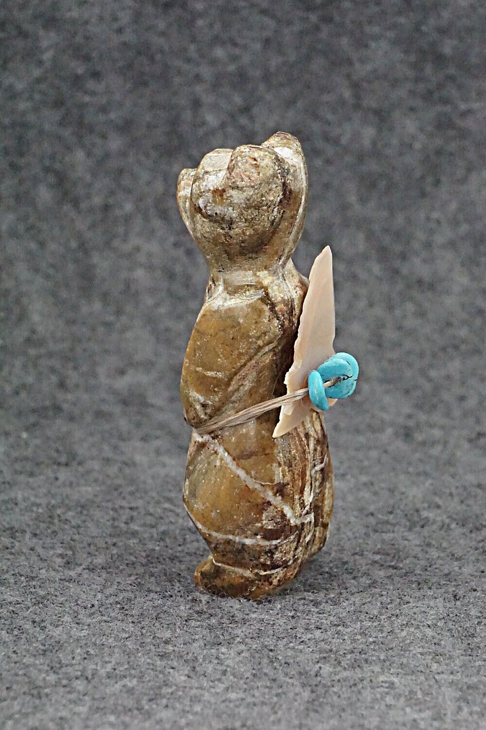 Bear Zuni Fetish Carving - Ariane Quam