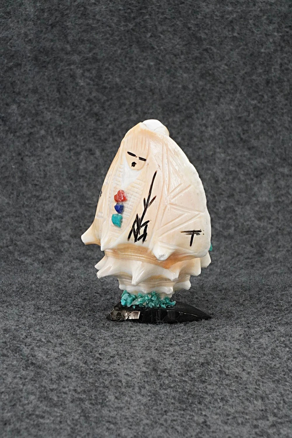 Corn Maiden Zuni Fetish Carving - Gloria Chattin