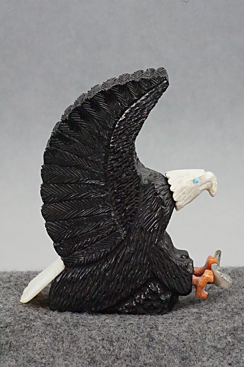 Bald Eagle w/Fish Zuni Fetish Carving - Mike Tucson