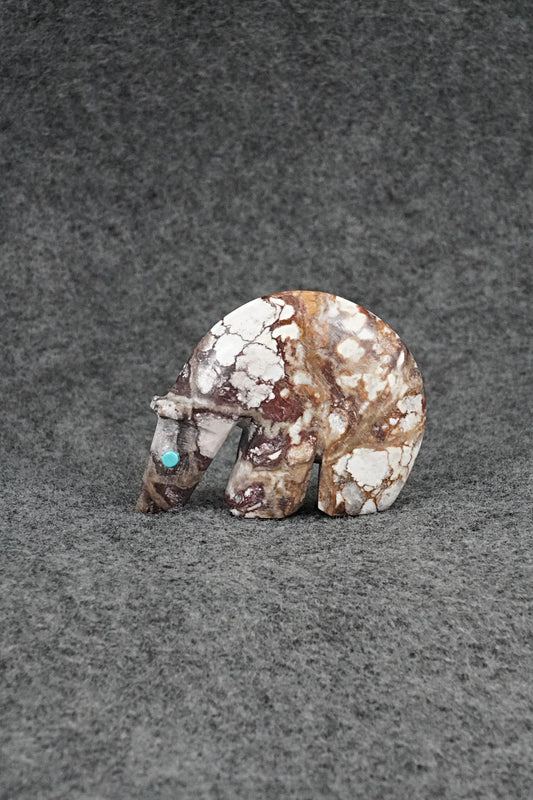 Bear Zuni Fetish Carving - Ronnie Lunasee