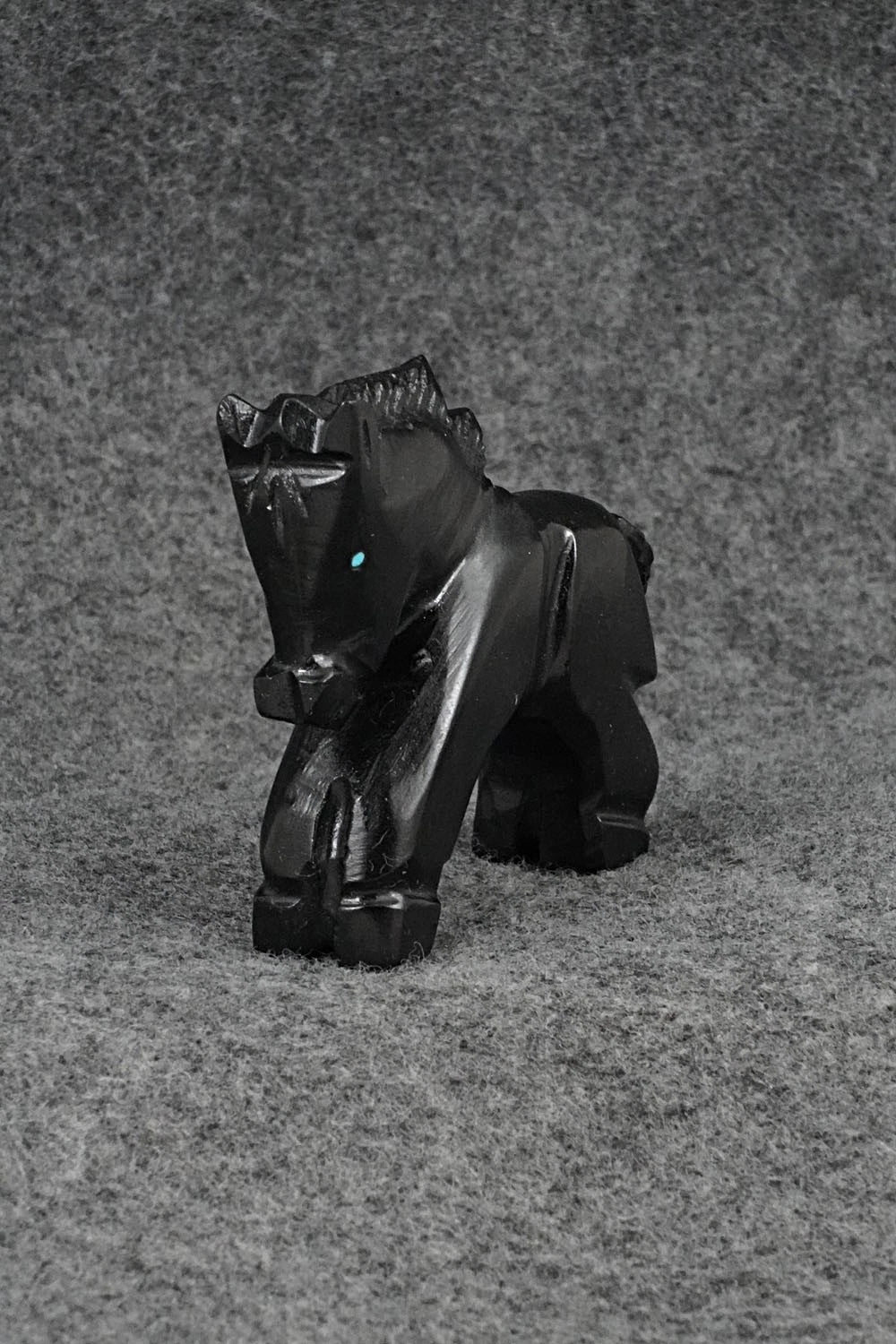 Horse Zuni Fetish Carving - Tony Mackel
