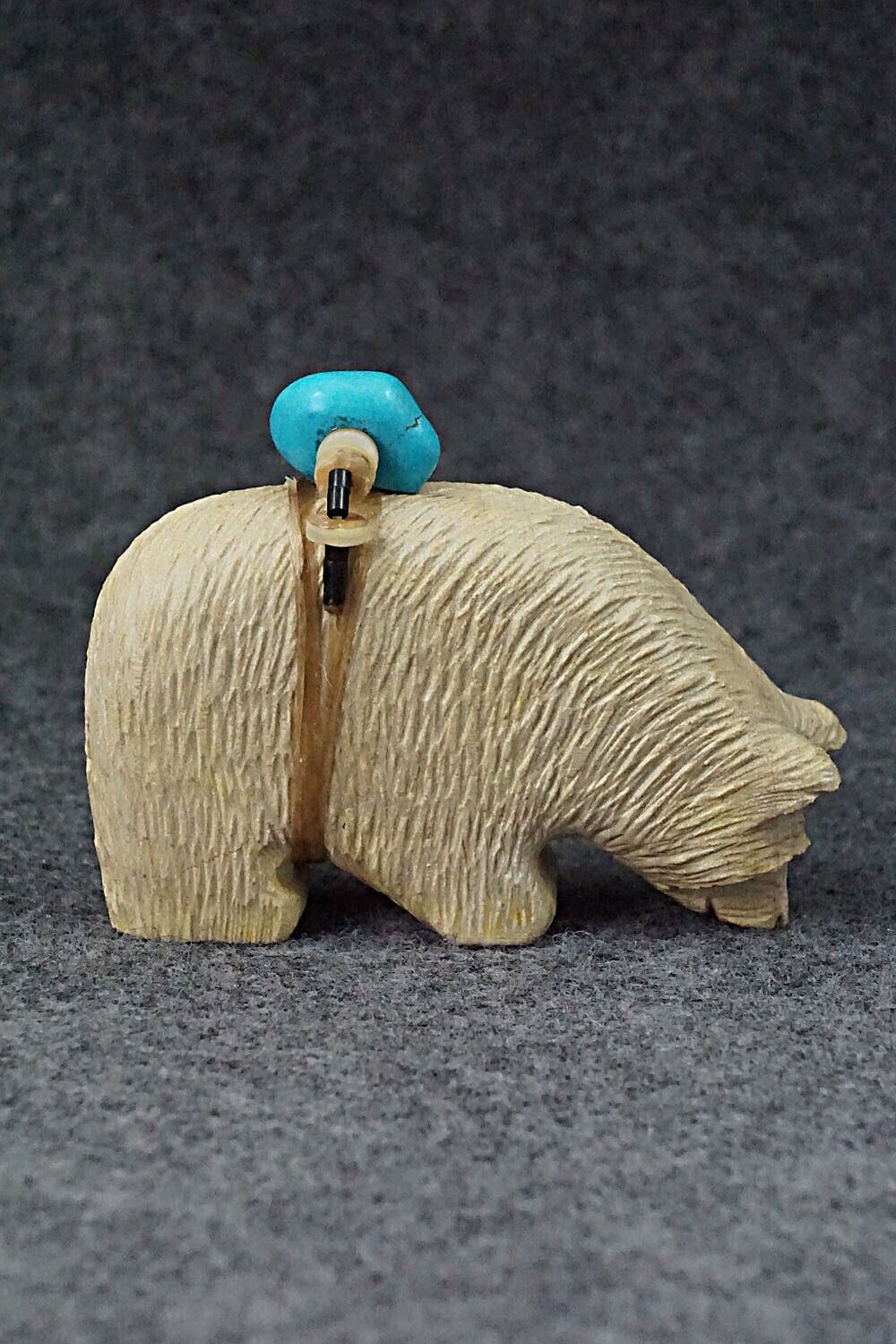 Bear Zuni Fetish Carving - Douglas Martza