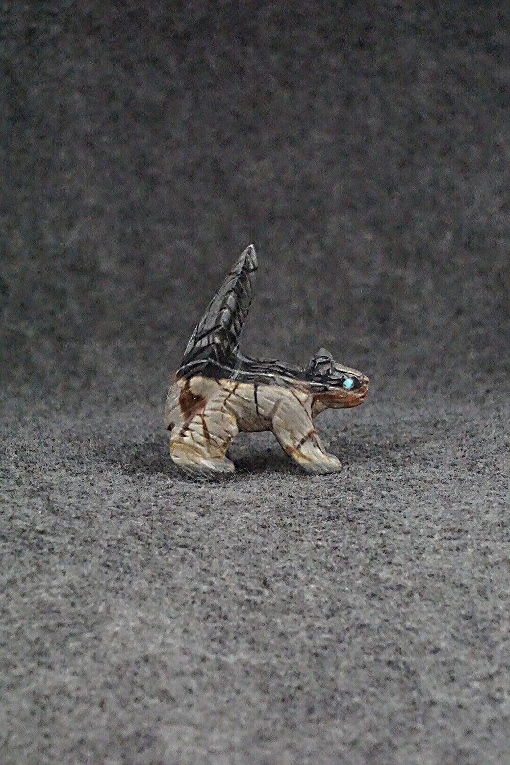 Squirrel Zuni Fetish Carving - Lindsey Cheama