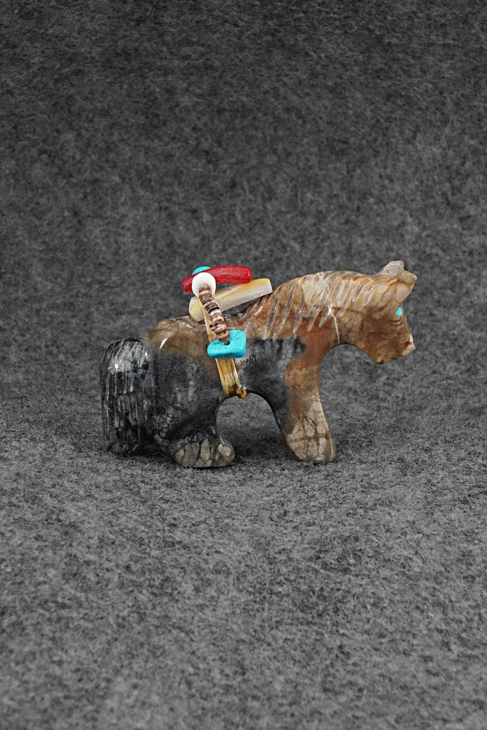 Horse Zuni Fetish Carving - Rodney Laiwakete