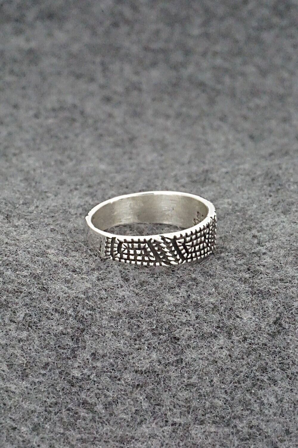Sterling Silver Ring - Elgin Tom - Size 8.5