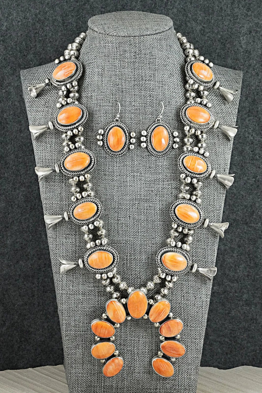 Spiny Oyster & Sterling Silver Squash Blossom Set - Kathleen Livingston