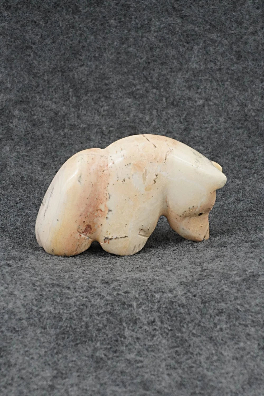 Bear Zuni Fetish Carving - Justin Red Elk