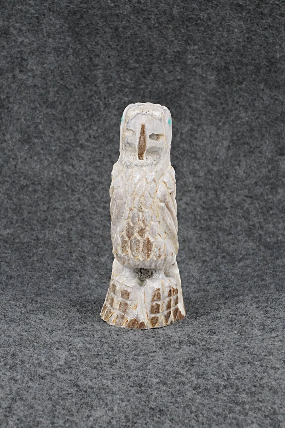 Eagle Zuni Fetish Carving - Garrick Weeka